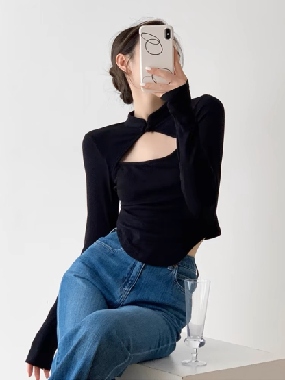 Gui Lin Oriental Knit Top-The Black Bow-