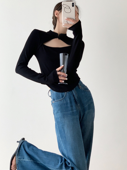 Gui Lin Oriental Knit Top-The Black Bow-