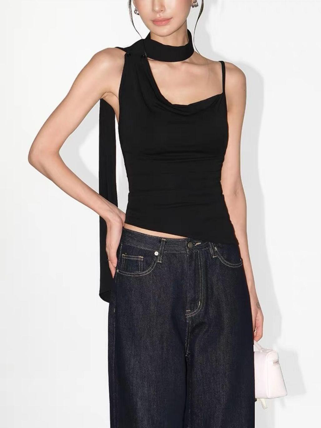 Rei Neck Tie Knit Top