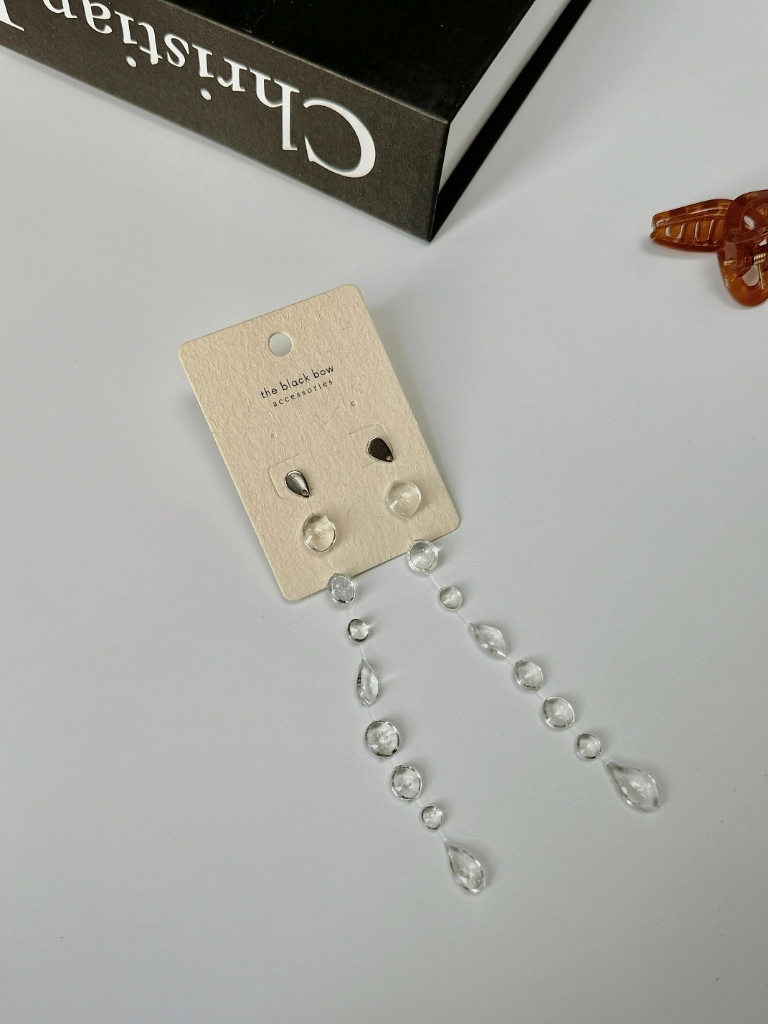 Taasha Water Drip Earrings