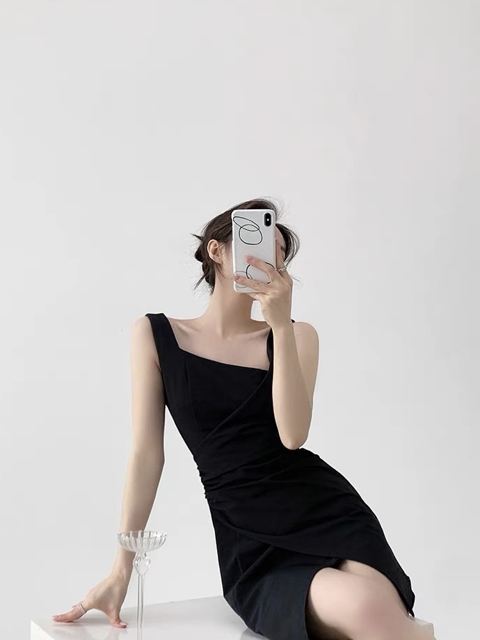 Kaaka Asymmetric High Slit Dress