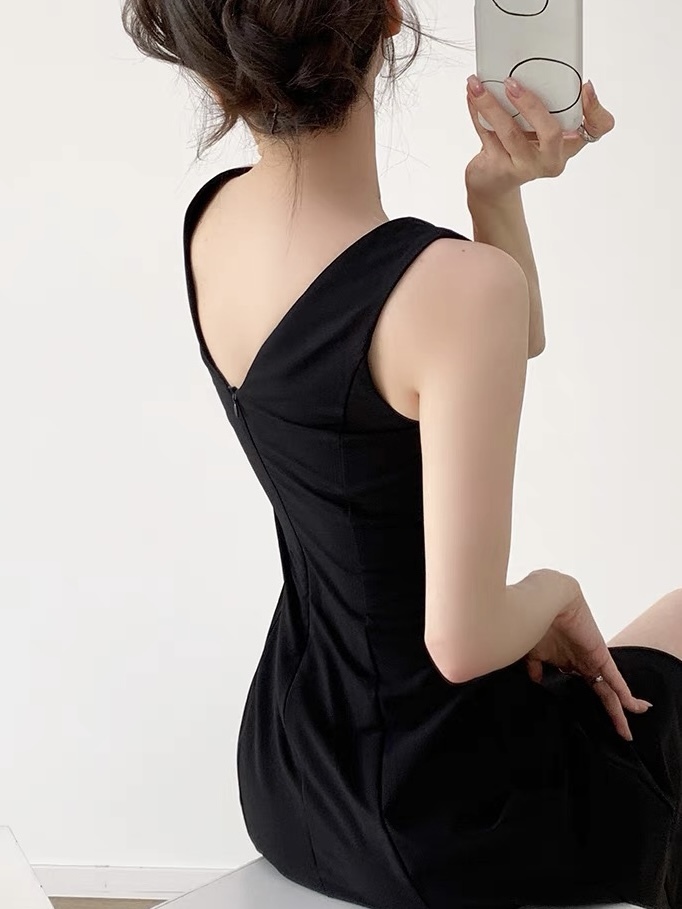 Kaaka Asymmetric High Slit Dress