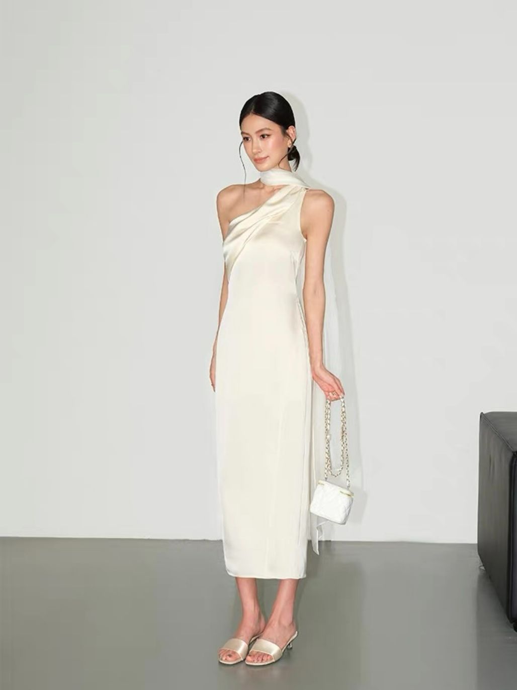 Rehema Neck Tie Asymmetric Cutting Evening Dress