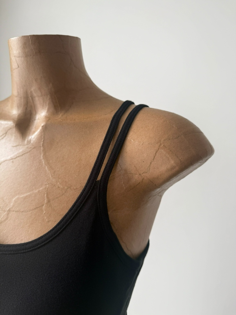 Qaby Padded Top (Discounted-S size)