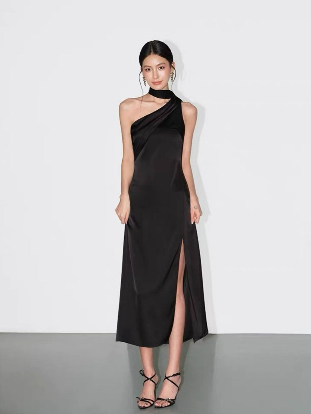 Rehema Neck Tie Asymmetric Cutting Evening Dress