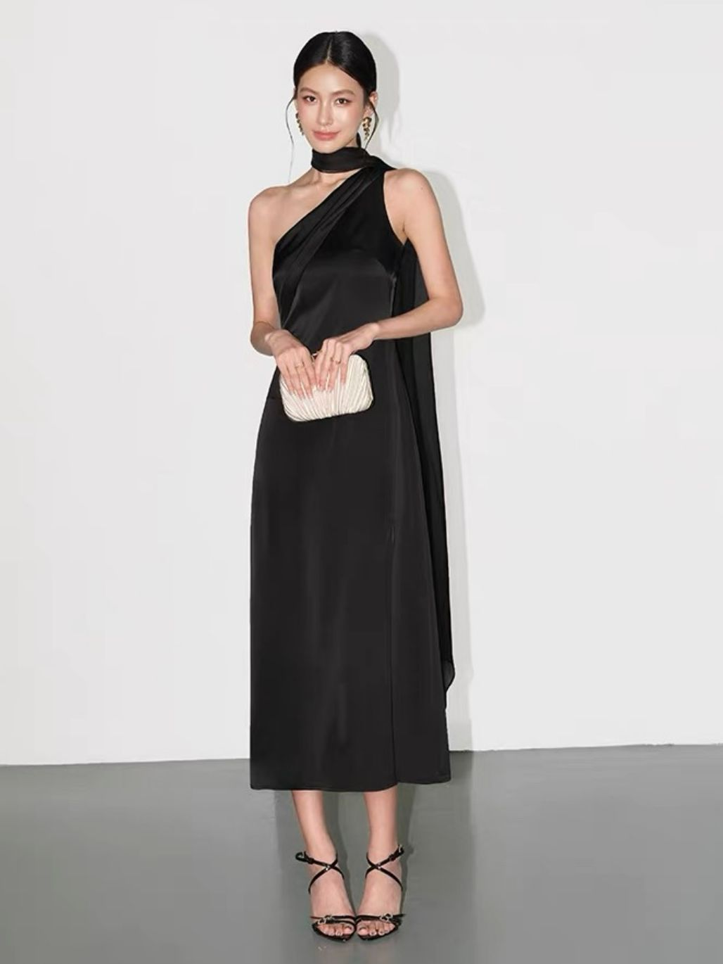 Rehema Neck Tie Asymmetric Cutting Evening Dress