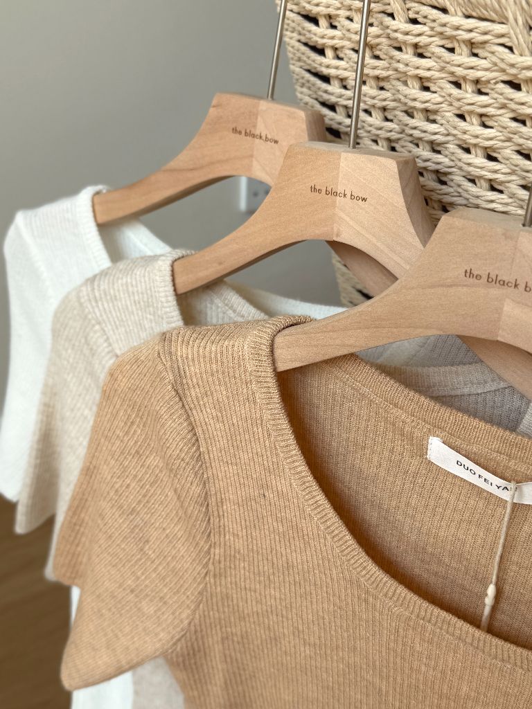 Vane Round Neck Knit Top