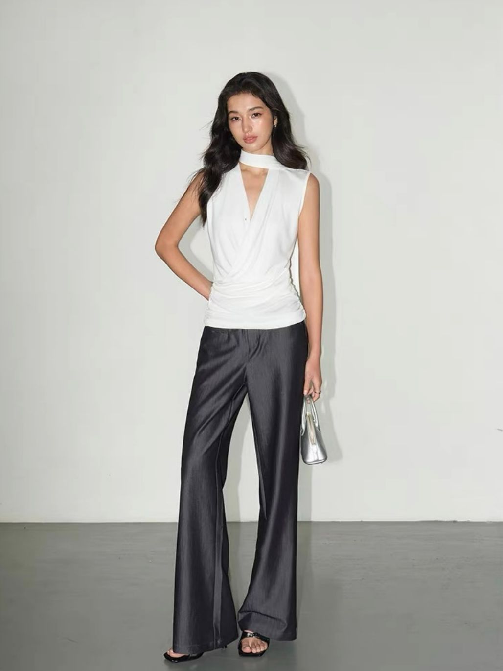 Rudite Lyocell Neck Tie Wrap Top