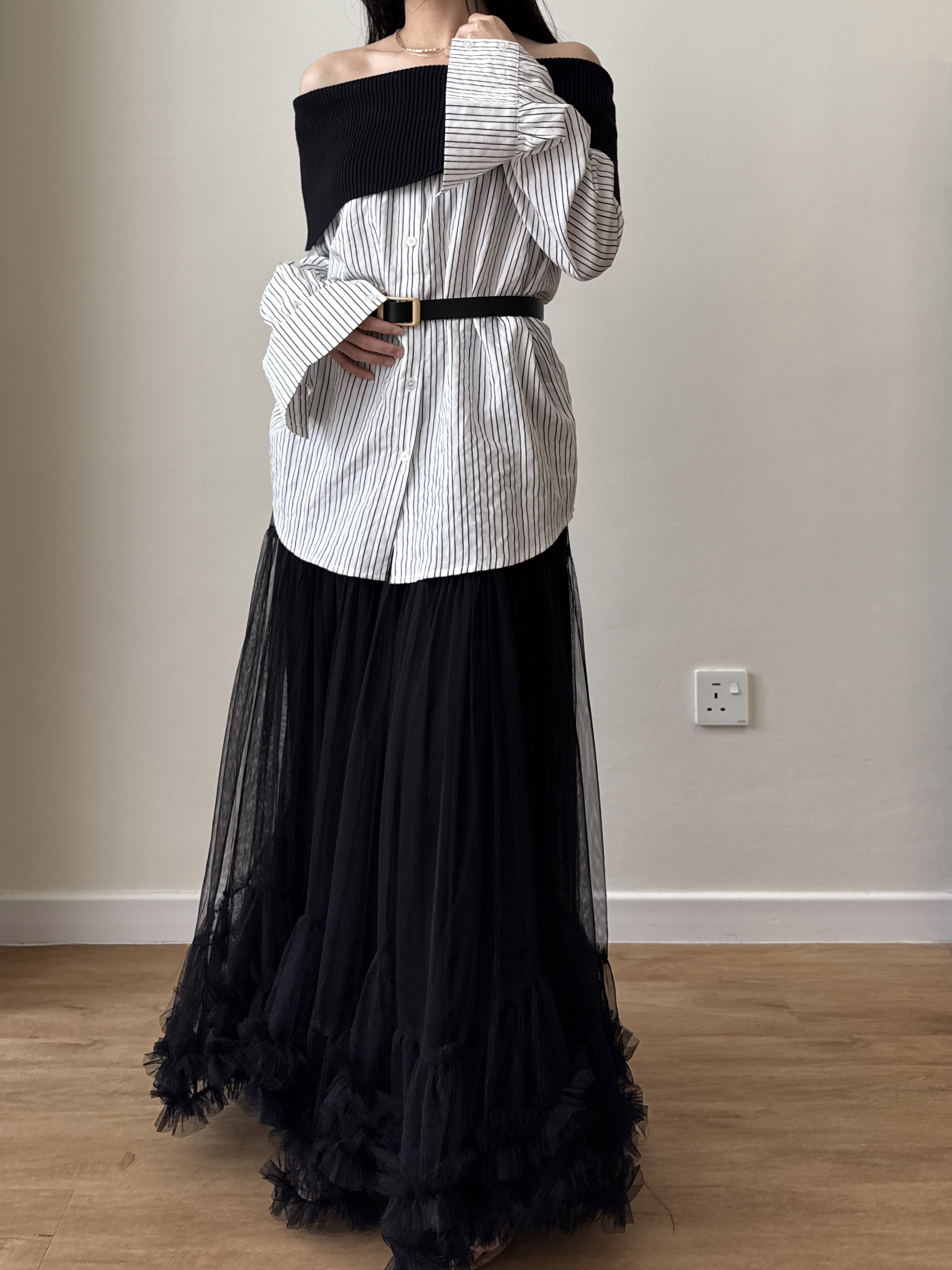 Valle Off Shoulder Shirt