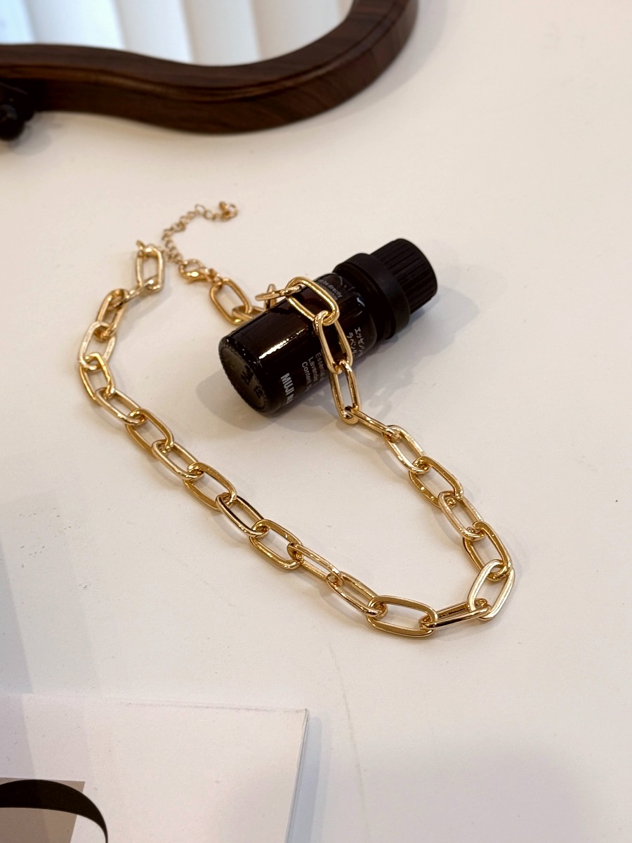 Ae-Ra Chain Necklace