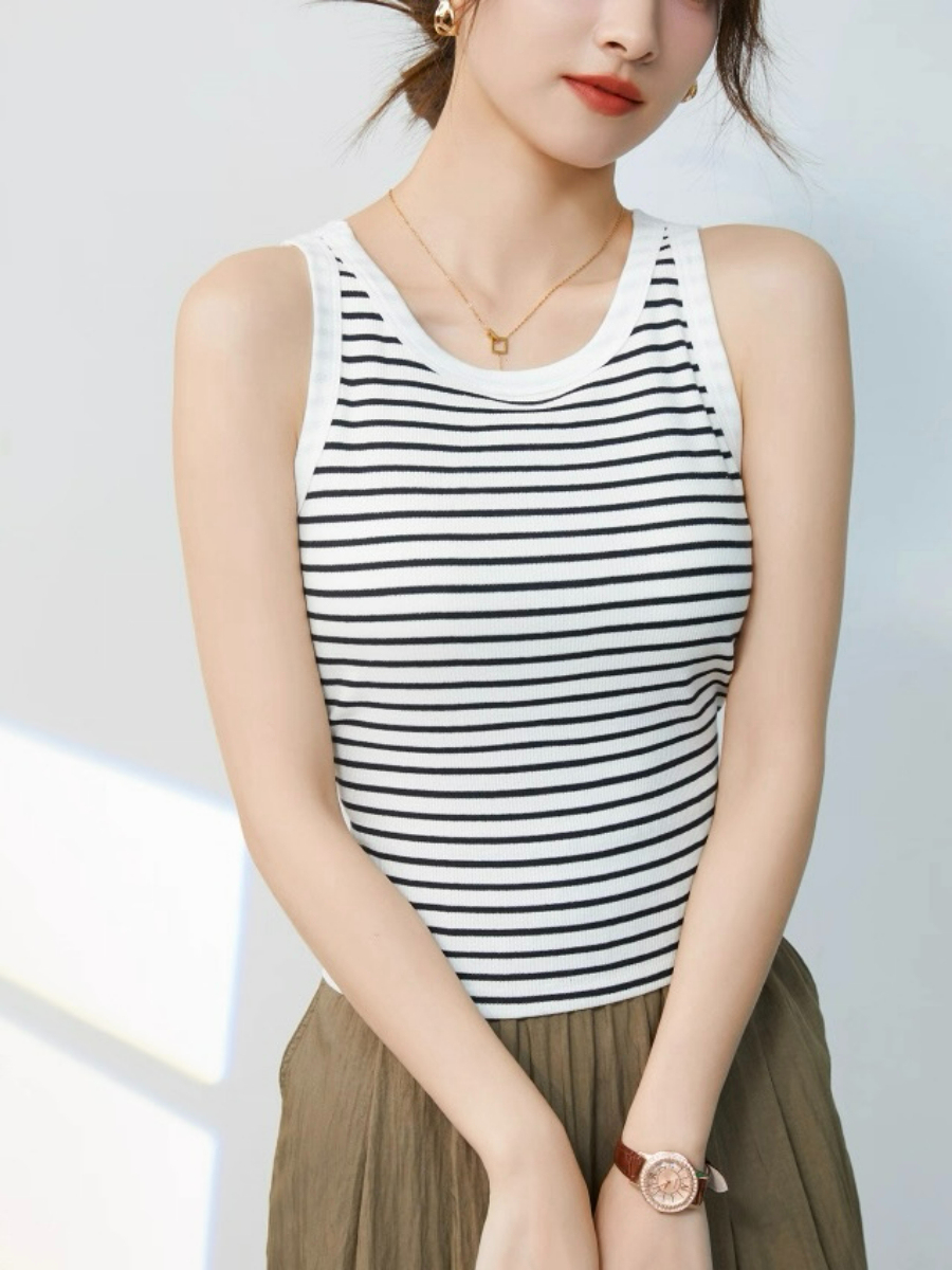 Qanay Stripe Padded Top