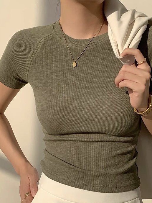 Uma Raglan Tee