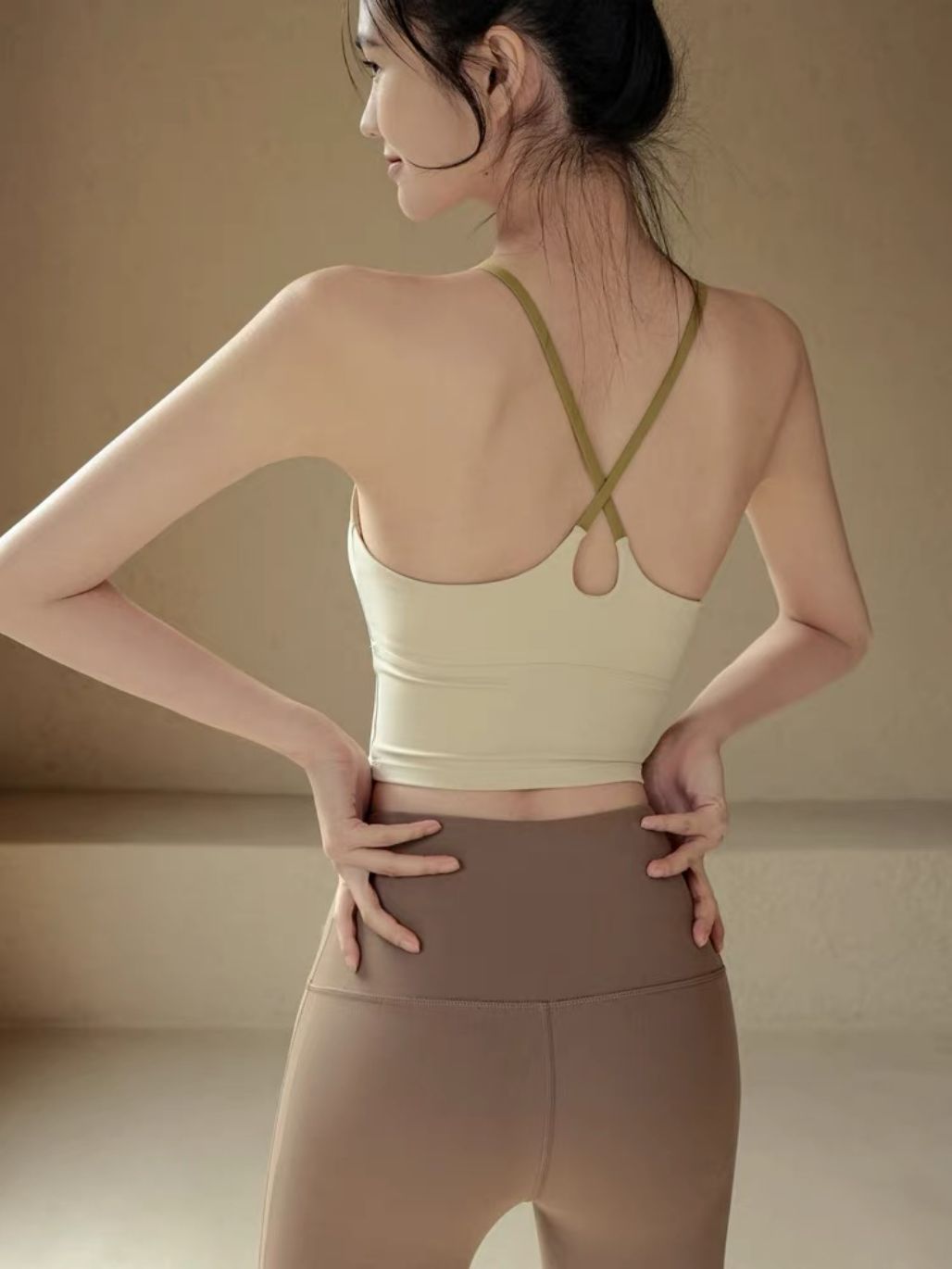 Selene Cross Back Active Top