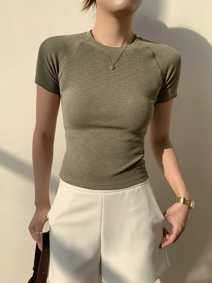 Uma Raglan Tee