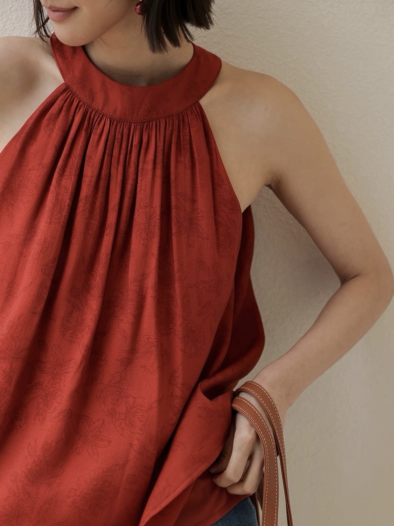 Ling Geng Back Rubbon Halter Neck Satin Top