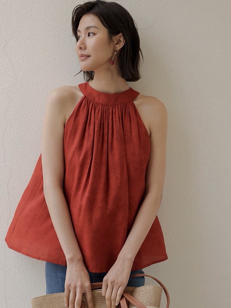 Ling Geng Back Rubbon Halter Neck Satin Top