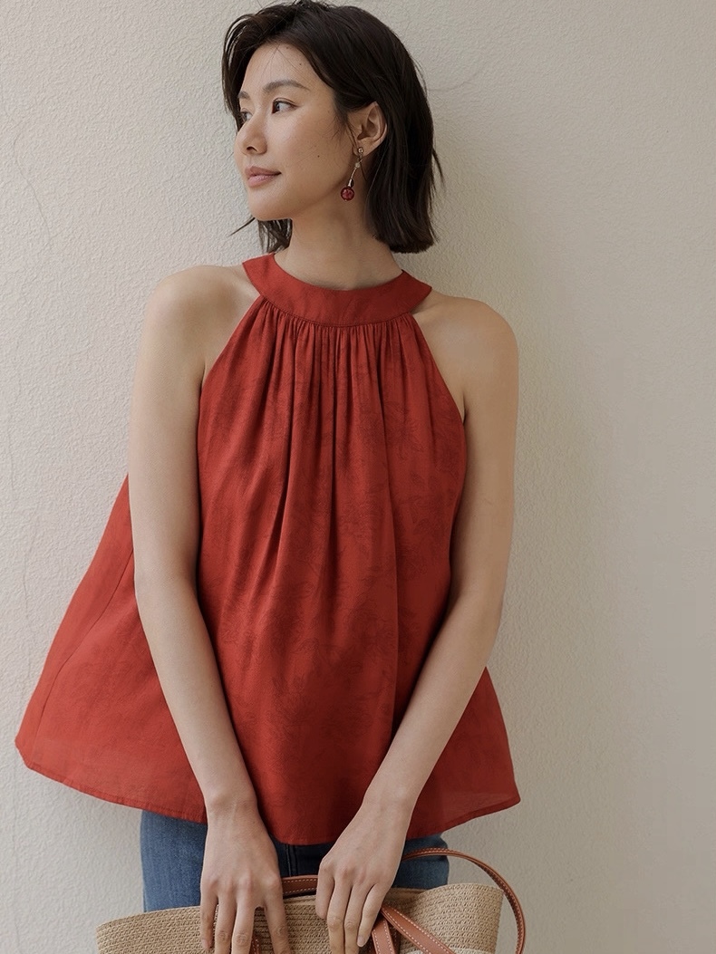 Ling Geng Back Rubbon Halter Neck Satin Top