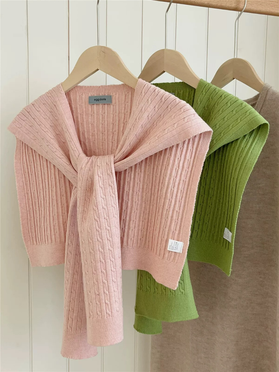 Neveah Ribbed Knit Shawl