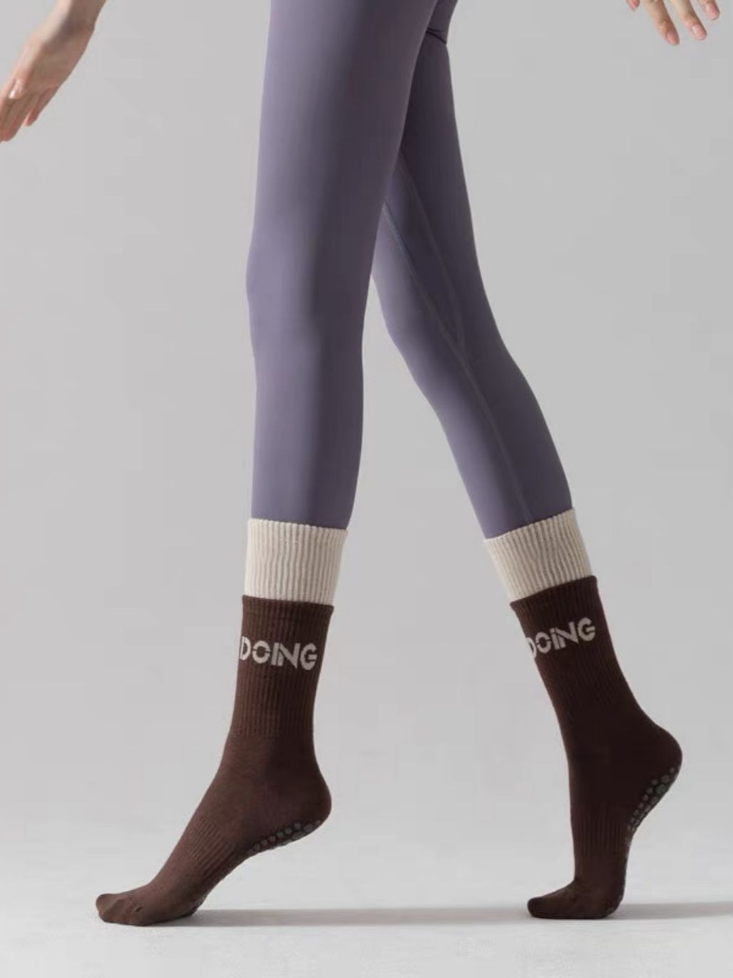 Scarlet Contrast Trim Grip Socks