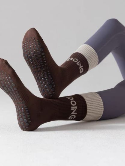 Scarlet Contrast Trim Grip Socks