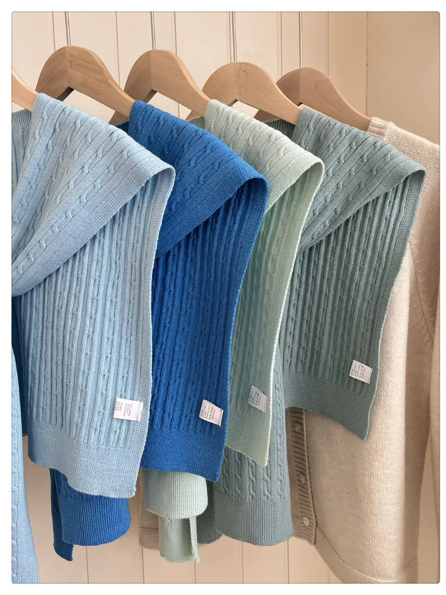 Neveah Ribbed Knit Shawl