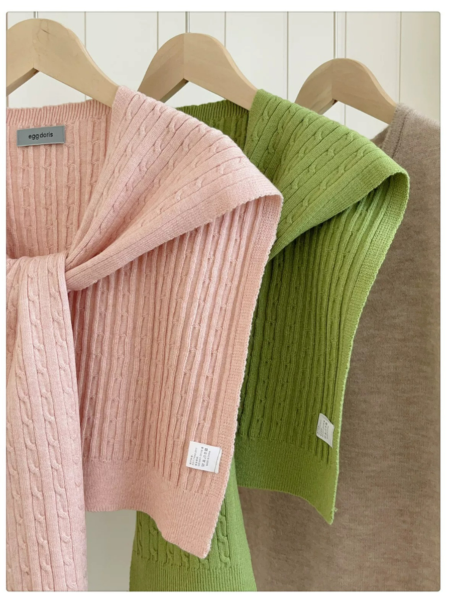 Neveah Ribbed Knit Shawl