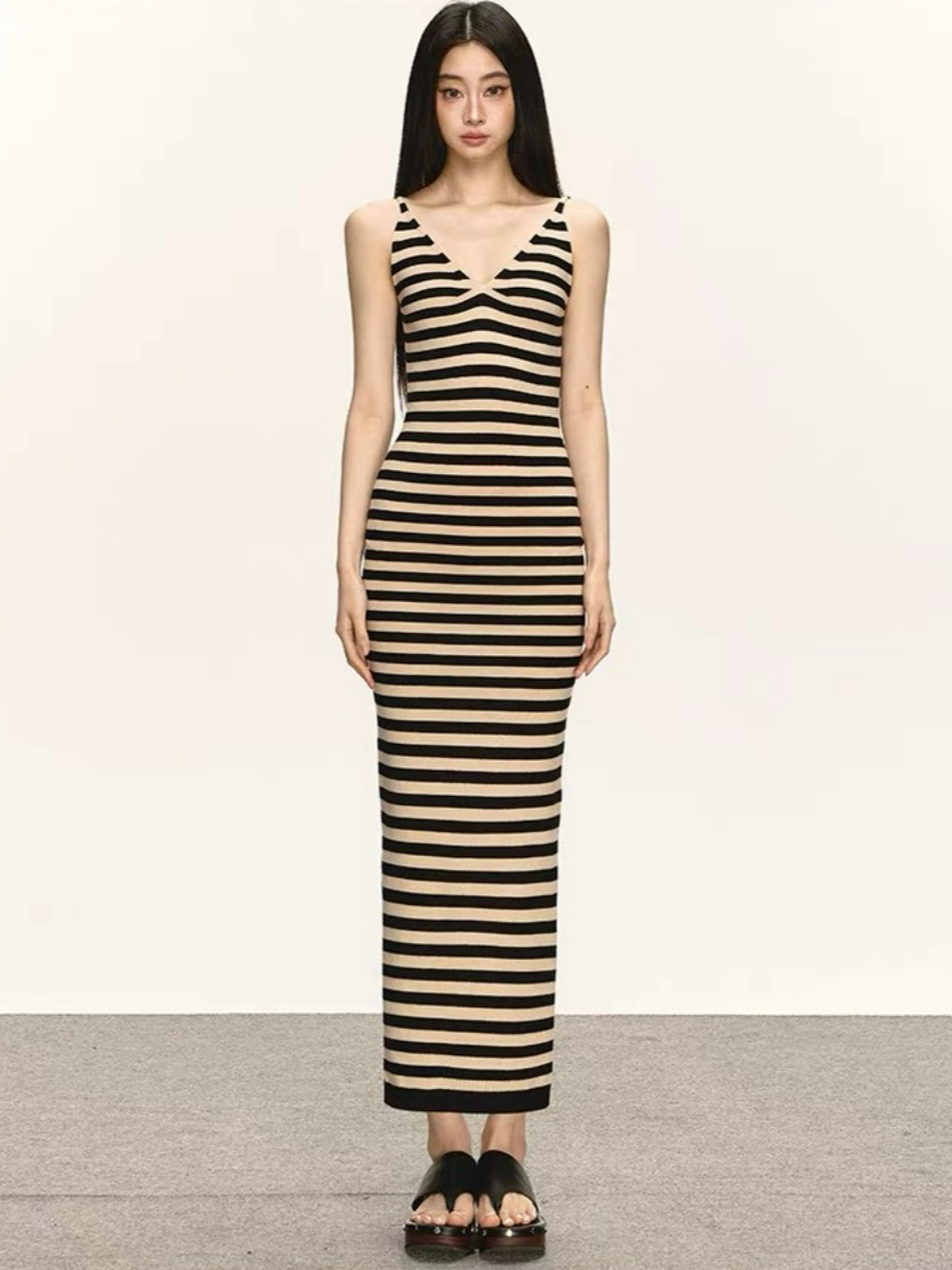 Della V-Neck Body Con Stripe Dress