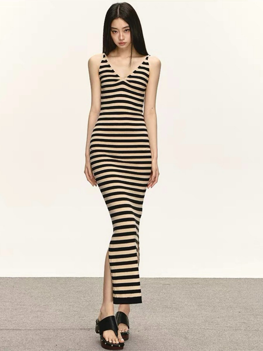 Della V-Neck Body Con Stripe Dress