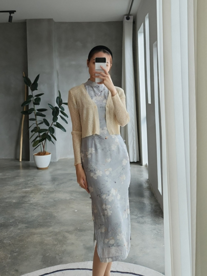 Yi Yi Cardigan-The Black Bow-