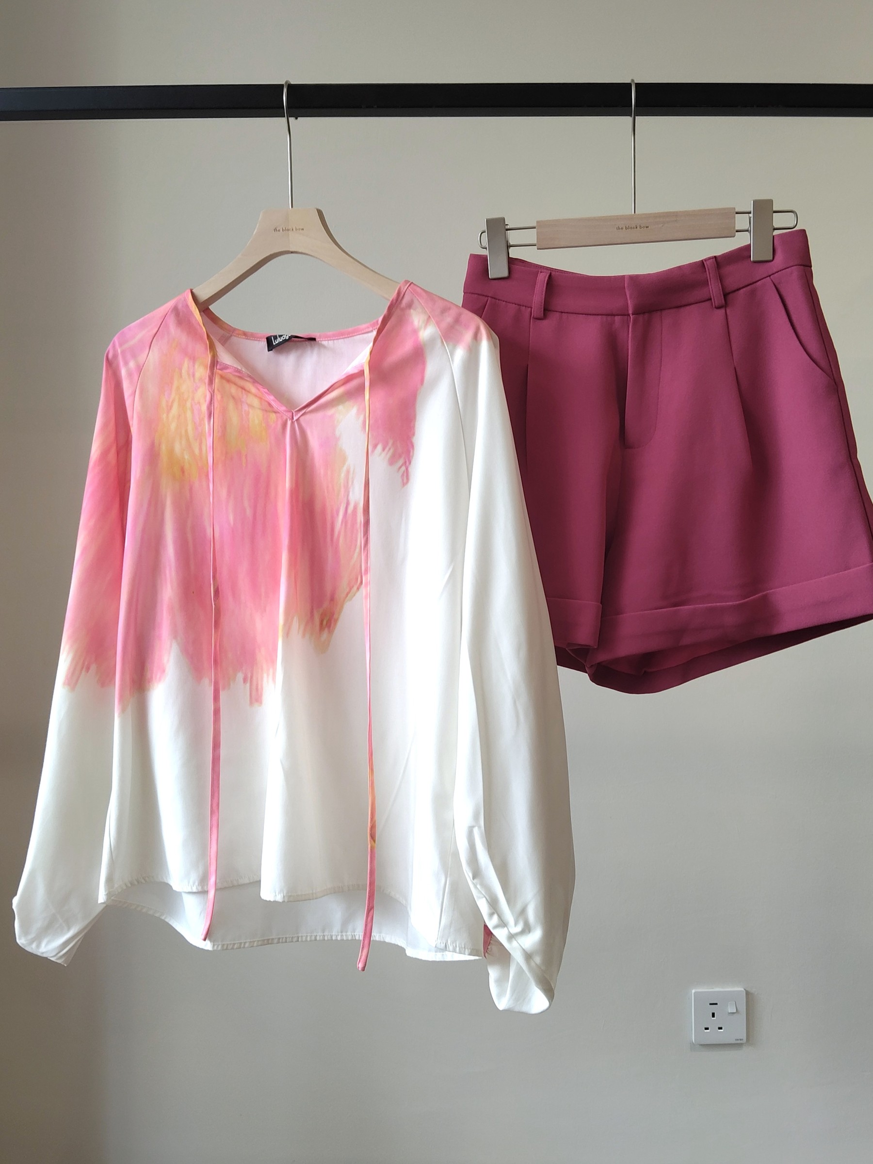 Virginia Floral Lanter Sleeve Top