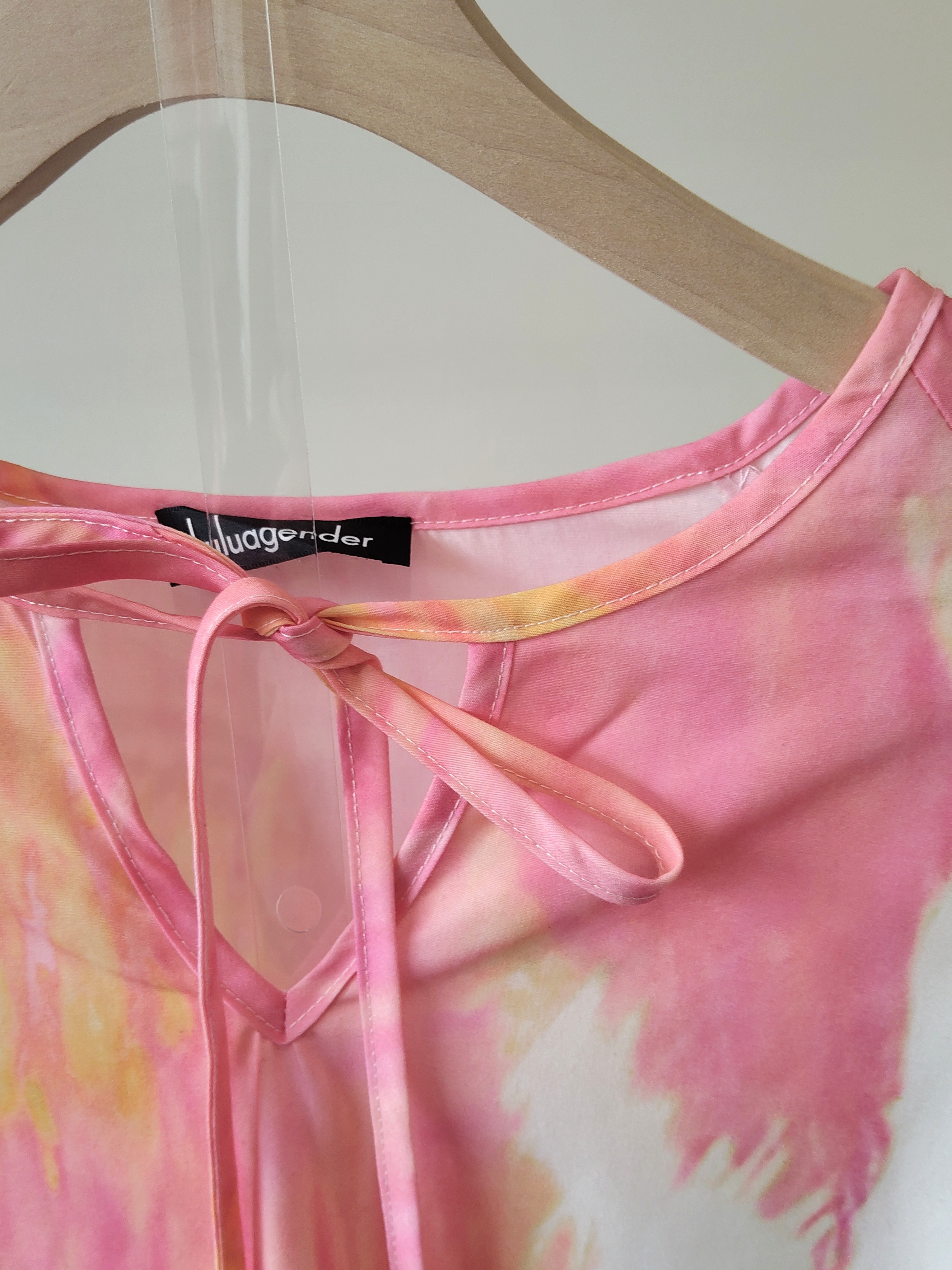 Virginia Floral Lanter Sleeve Top