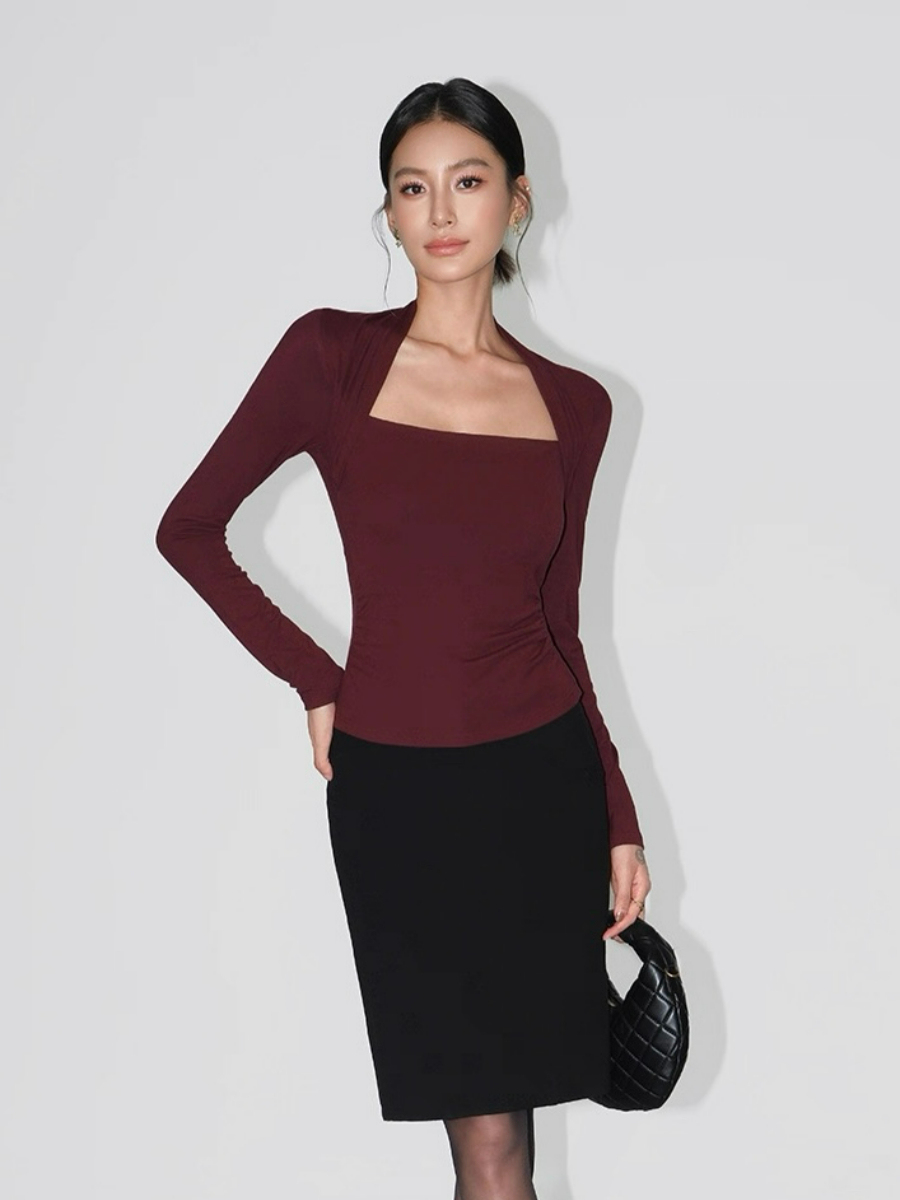 Liv Queen Anne Neckline Top