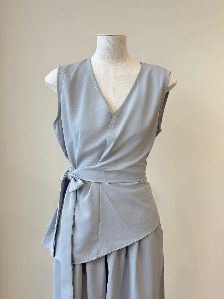 Benedict V-Neck Top & Pants Set