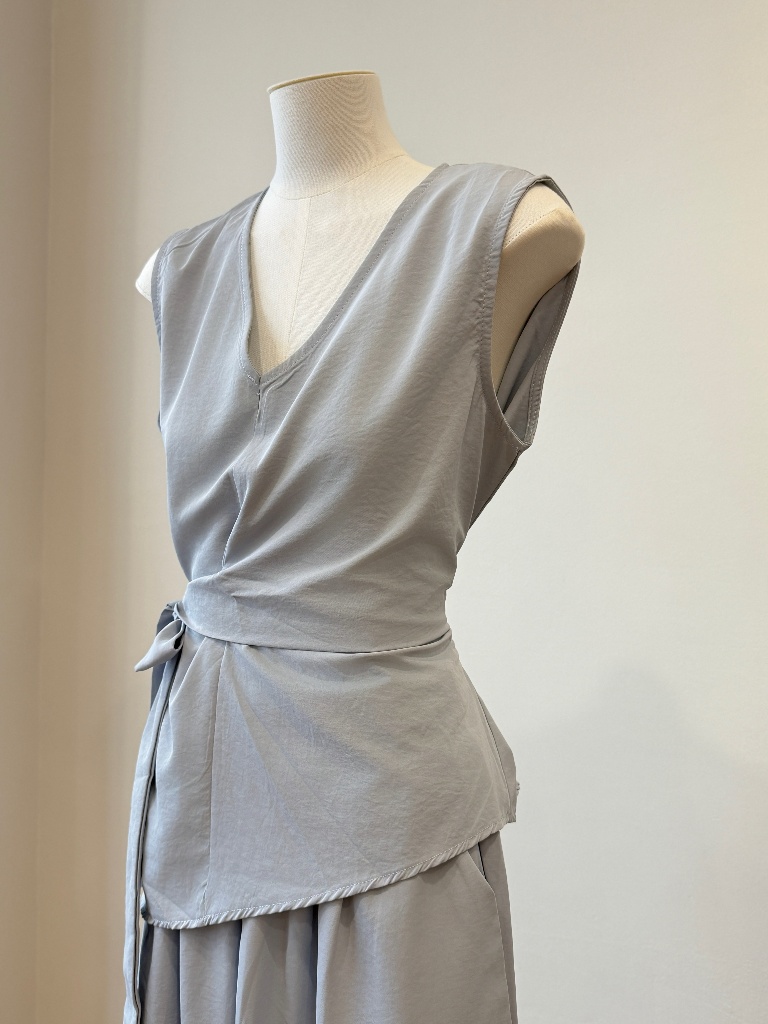 Benedict V-Neck Top & Pants Set