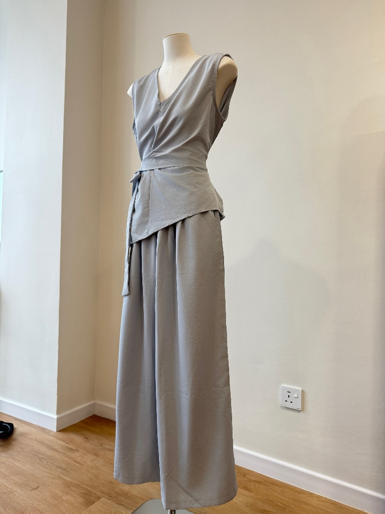 Benedict V-Neck Top & Pants Set