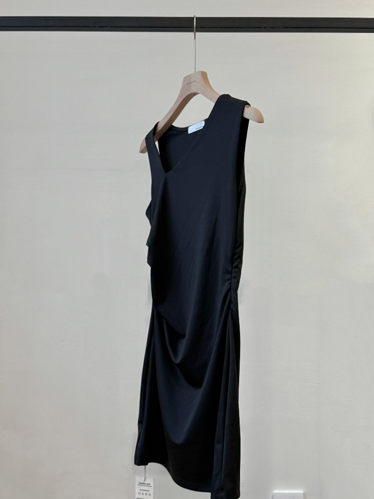 Manila Asymmetric Neckline Dress (Discounted-S size)