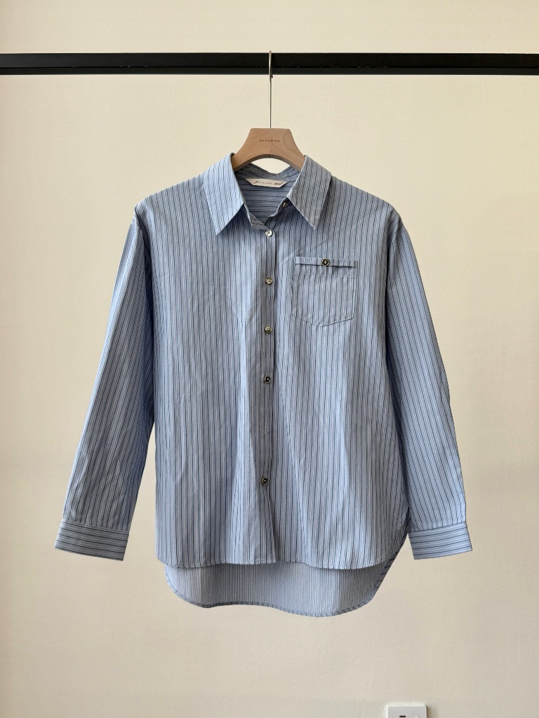 Mann Stripe Shirt (Discounted-M size)