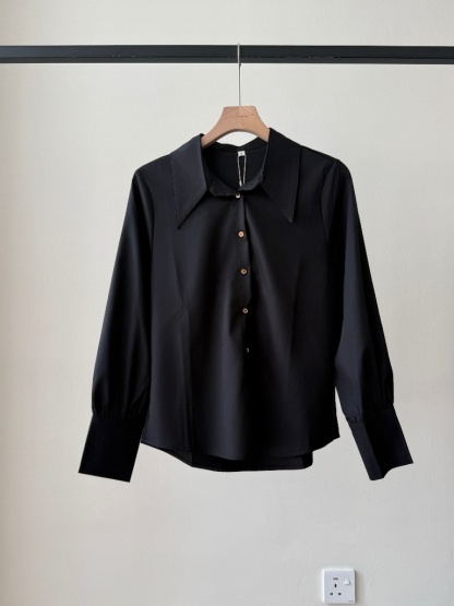 Maeve Shirt with Gold Button (Discounted-M size)