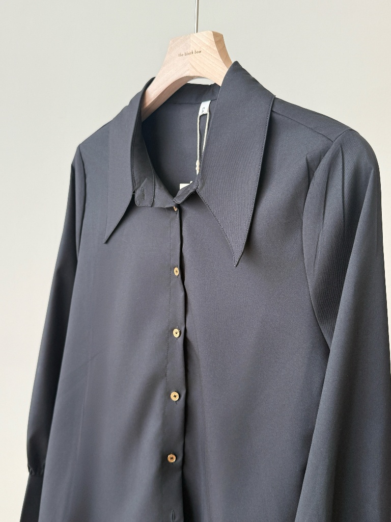 Maeve Shirt with Gold Button (Discounted-M size)