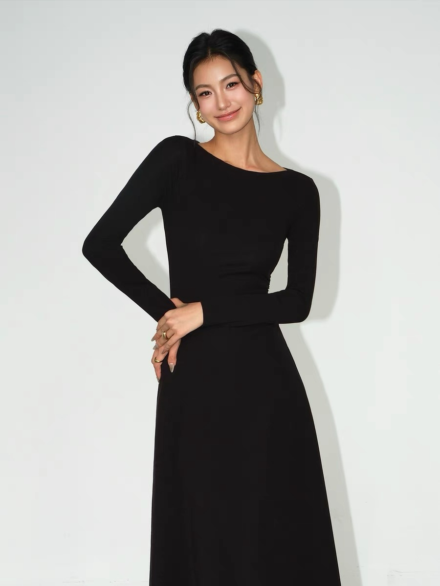 Brynleigh Boat Neck A-Line Knit Dress-The Black Bow-
