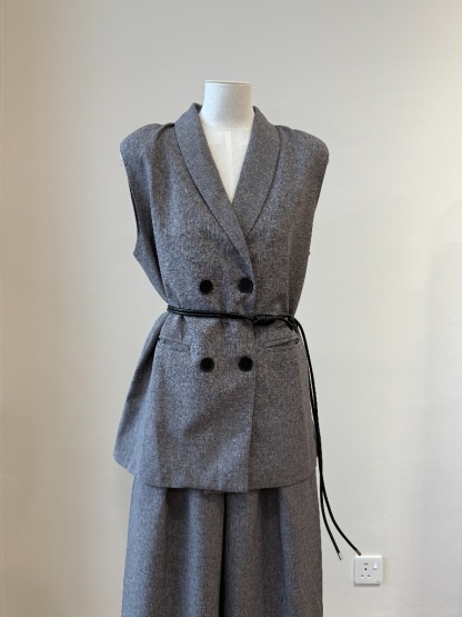 Den Vest & Pants Set (Discounted-M size)