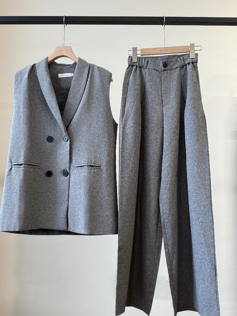 Den Vest & Pants Set (Discounted-M size)