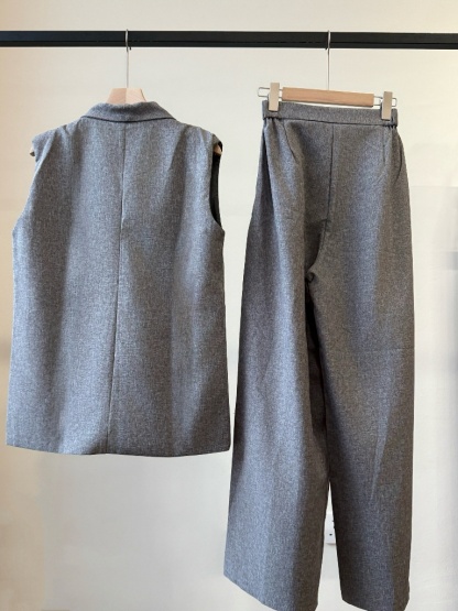 Den Vest & Pants Set (Discounted-M size)