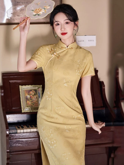 Shuang Su Cheongsam