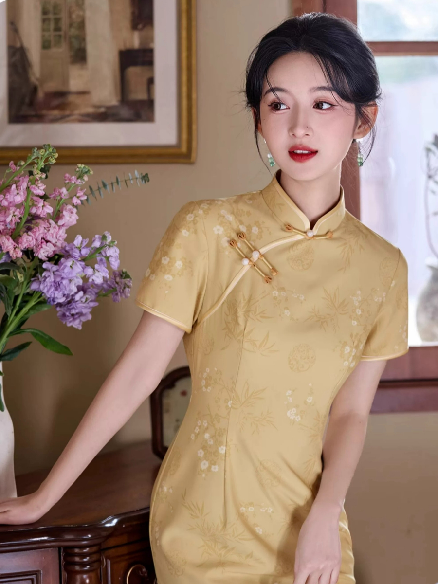 Shuang Su Cheongsam