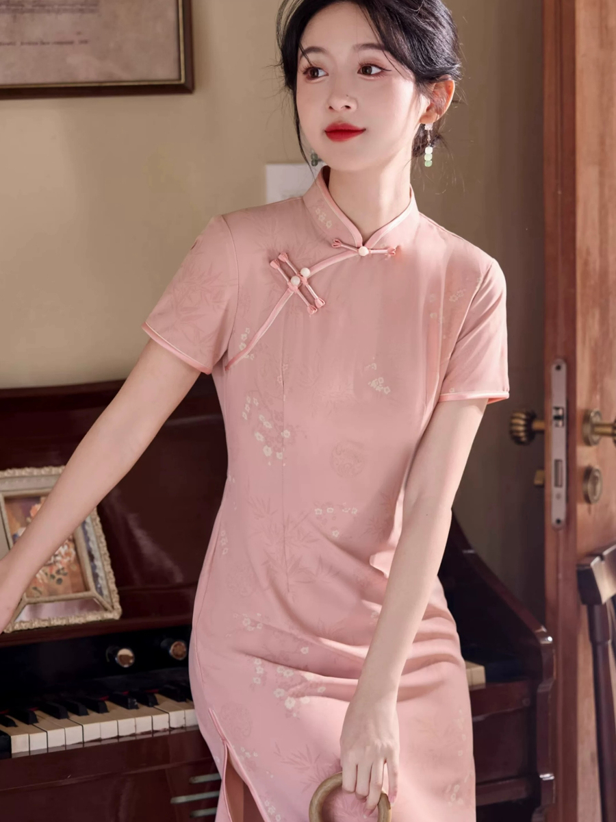 Shuang Su Cheongsam