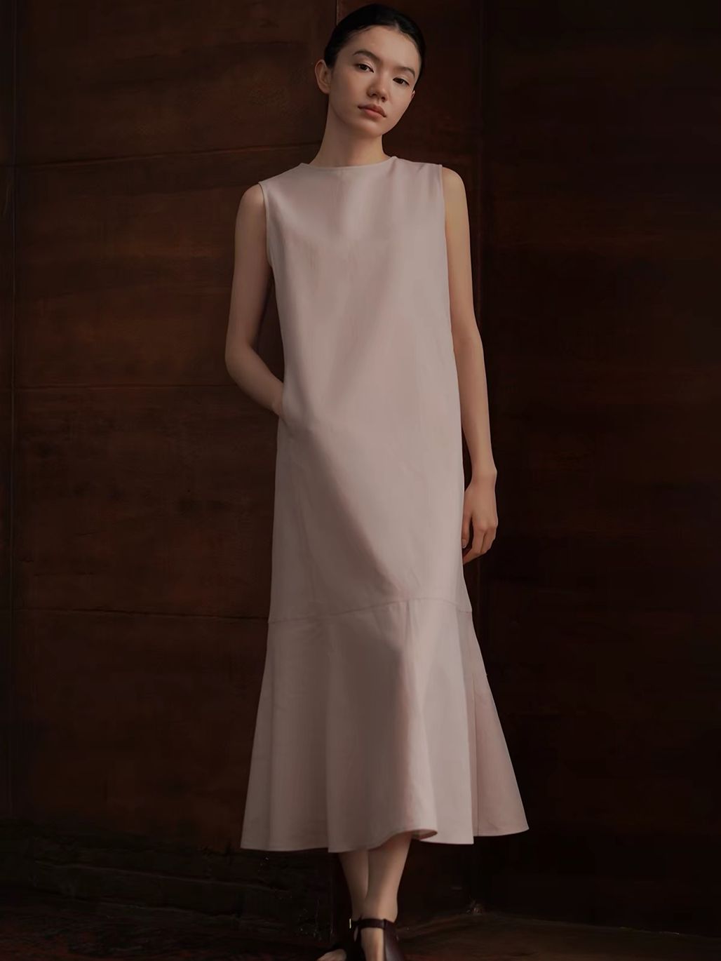 Reann Bias Cutting Sleeveless Dress