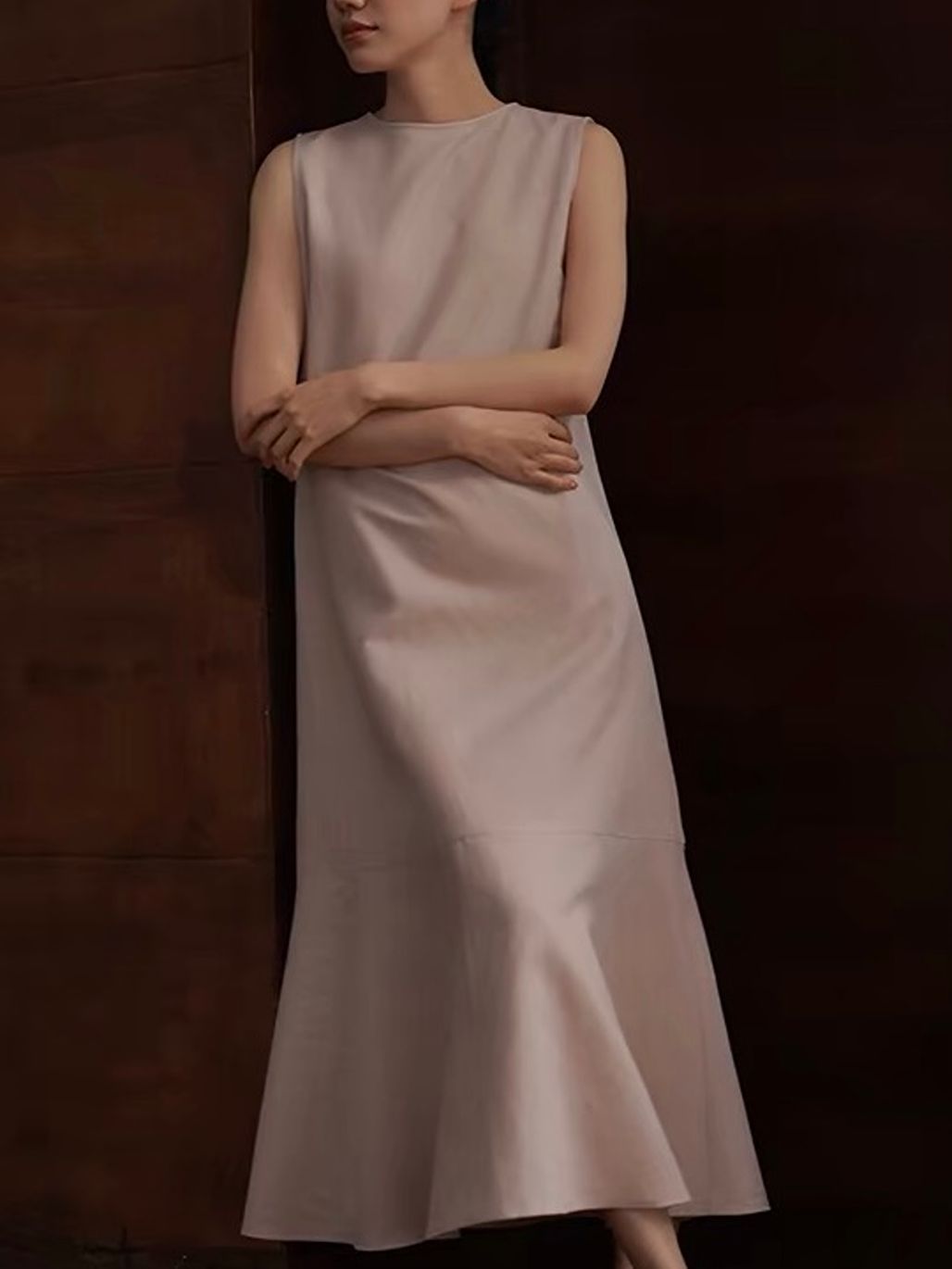 Reann Bias Cutting Sleeveless Dress
