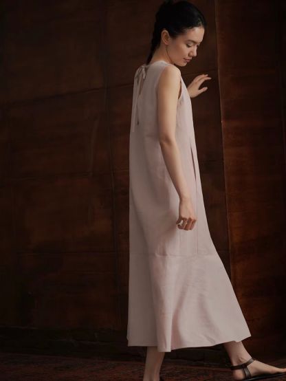 Reann Bias Cutting Sleeveless Dress