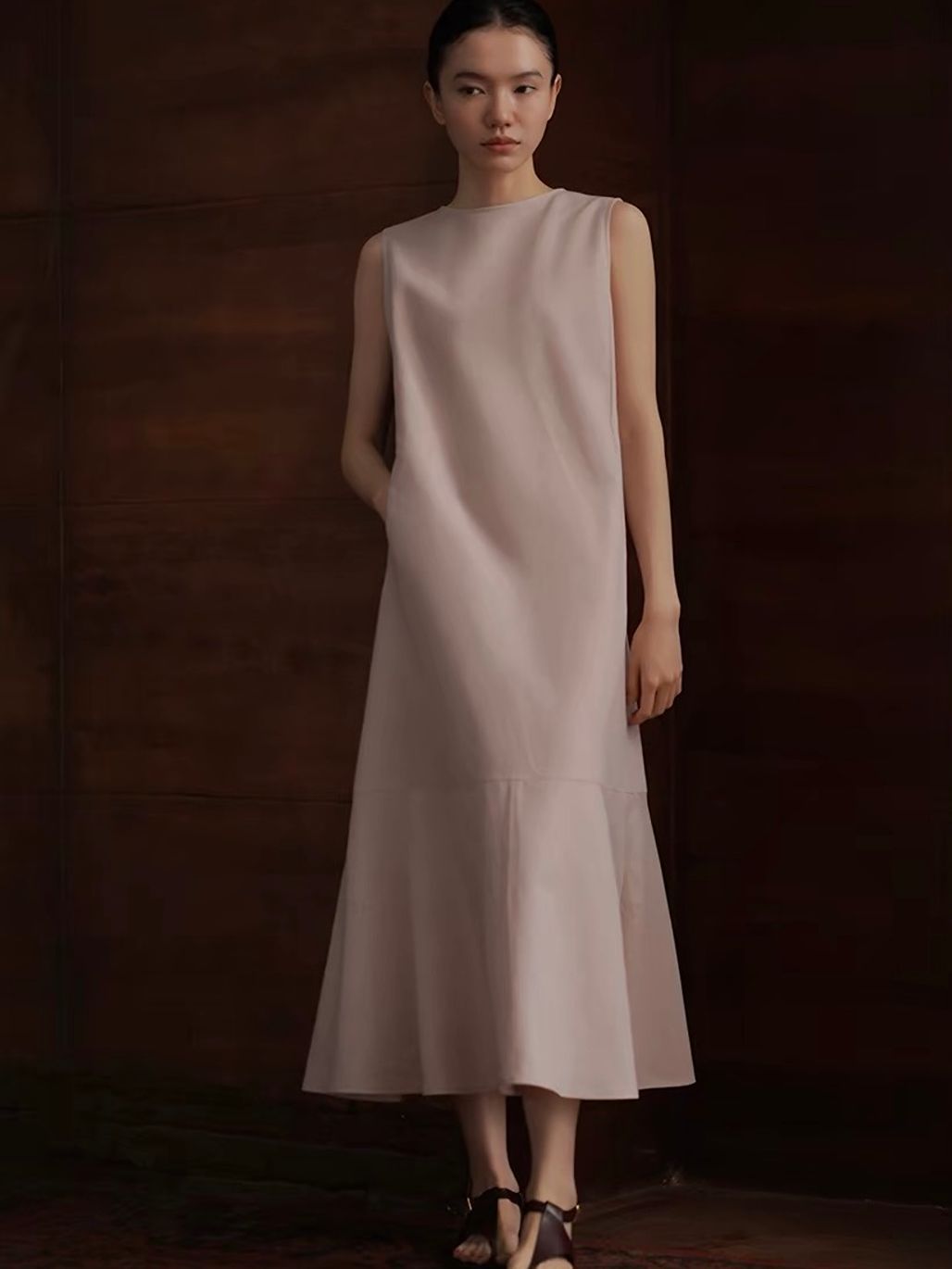Reann Bias Cutting Sleeveless Dress
